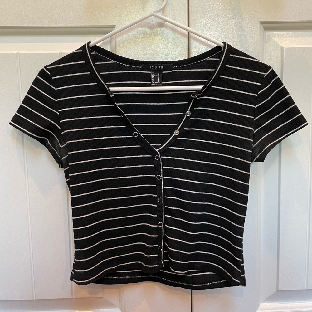 Forever21 Crop Striped Tee